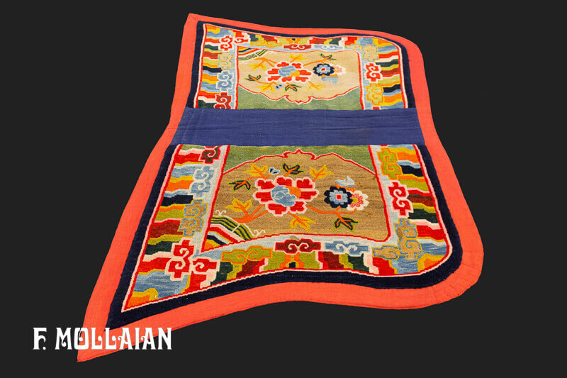 Antique Tibetan Rug n°:80186613